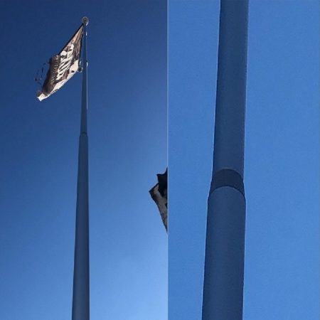 imagen de mástil de aluminio con una bandera